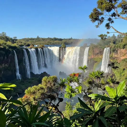 Descubra Salto Caveiras